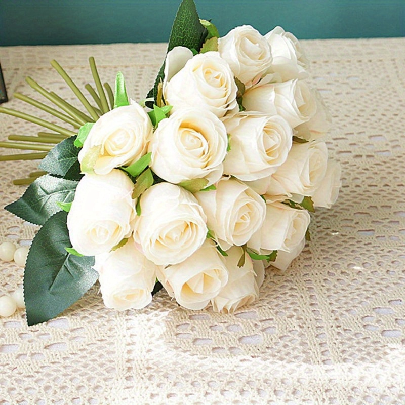 

18 Heads/bunch Fake Rose Hand Artificial Silk Flower For Wedding Home Decoration Bridal Bouquet