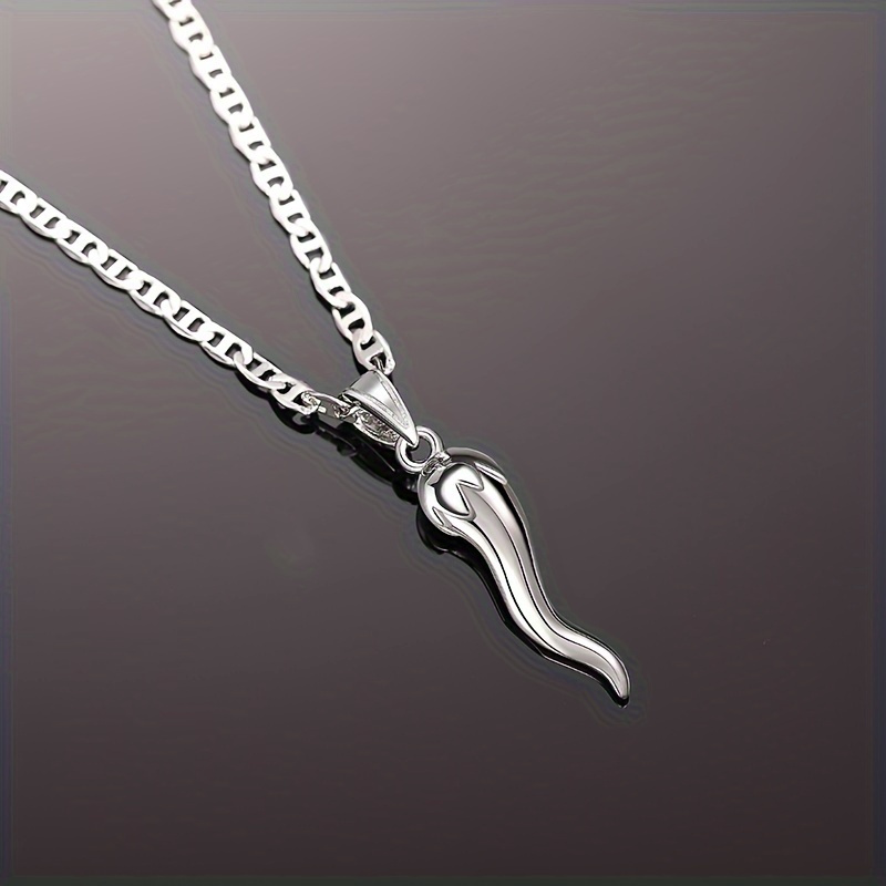 

Collier Charm en de Chili Vibrant - Design Unique, pour les Vacances, Tenue Décontractée, et Tenue Décontractée, Disponible en Couleurs Élégantes