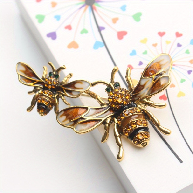 

Elegant Luxury Bee-shaped Brooch Pins With Rhinestone Accents - Novelty Animal Themed Fashion Accessories, Simulation Modeling Insect Corsage Pins For Collar And Lapel Decoration