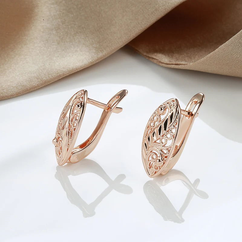Image of 1 Pair Golden Color Bridal Earrings Wedding Fashion Ethnic Jewelry Hollow Flower Pattern Drop Earrings For Women