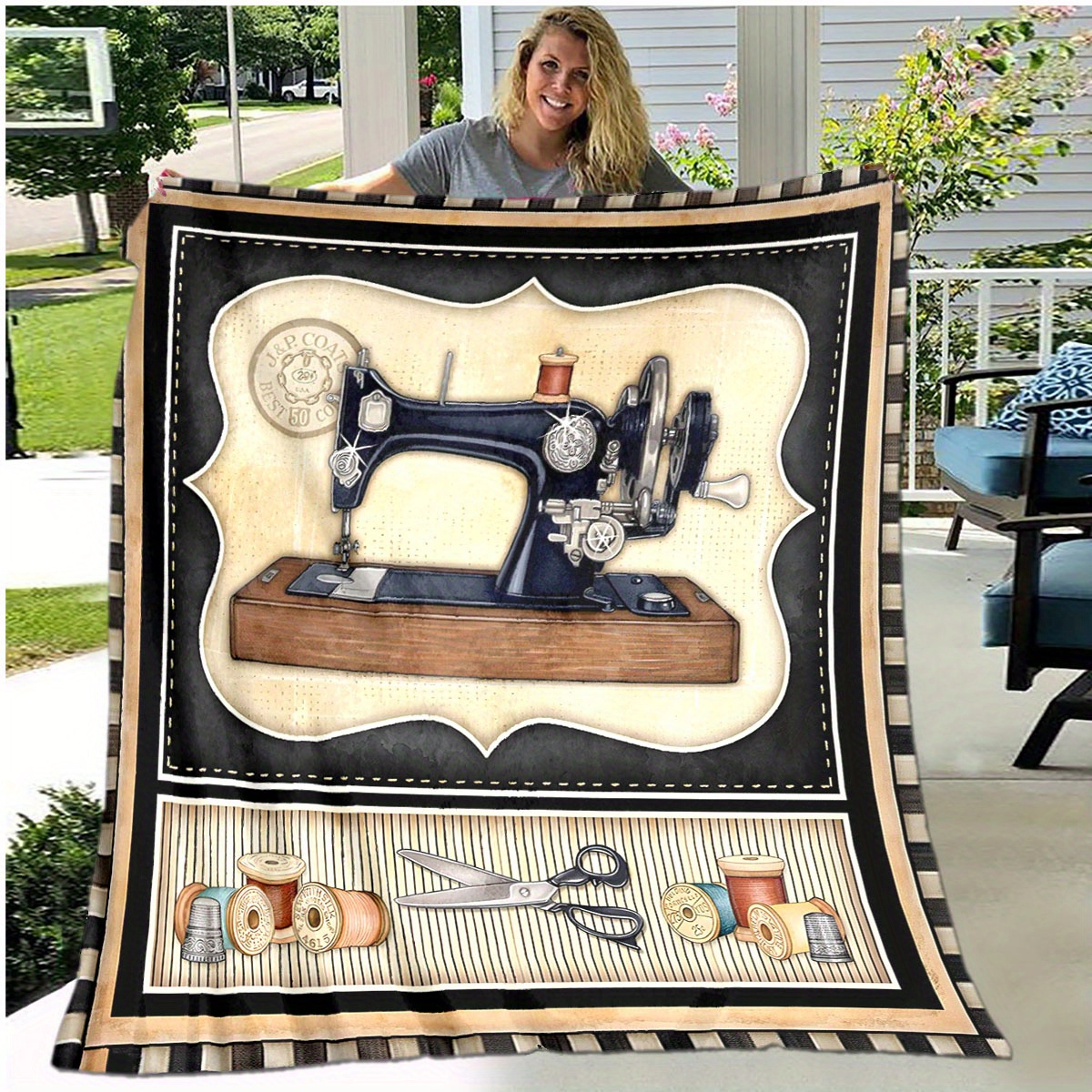 

Vintage Sewing Machine Artistic Throw Blanket - 100% Polyester, Ultra-soft Multifunctional Sofa Bed Chair Picnic Travel Quilt, Large Size (≥1.8m Side, ≥2.16m² Area), Seasonal Comfort Gift Blanket