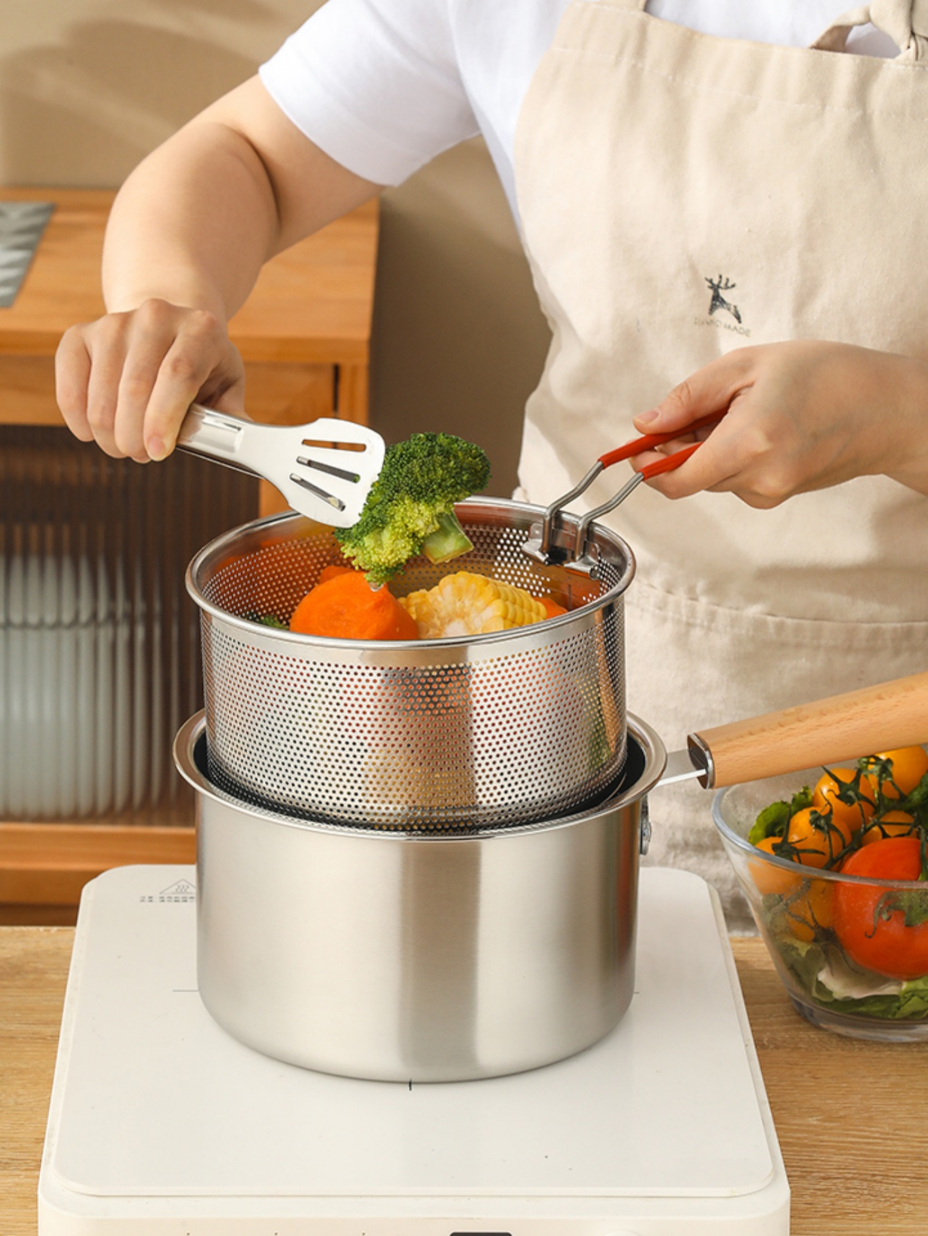 304 stainless steel strainer basket for cooking no coating shedding problem suitable for all kinds of cooking details 9