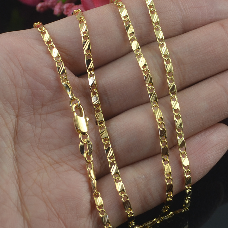 

a Unique Women's Flat Chain Necklace That Is Versatile, Elegant, And Perfect As A Fashionable Gift