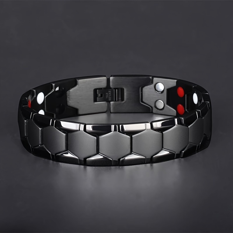 

Stylish Titanium Steel Men's Bracelet With 4-in-1 Energy Magnet - Waterproof & Durable, Perfect Gift For Family & Friends, Ideal Father's Day Present