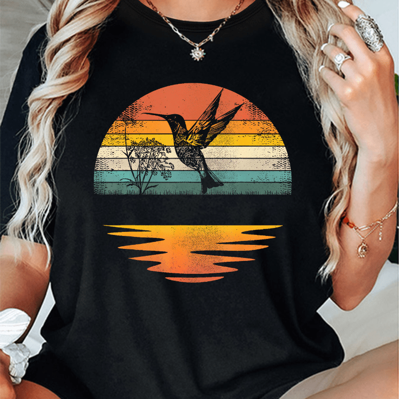 

Hummingbird And Sunset Printed Round Neck T-shirt, Short Sleeve T-shirt For Spring & Summer, Sporty Casual Daily Top, Women's Clothing