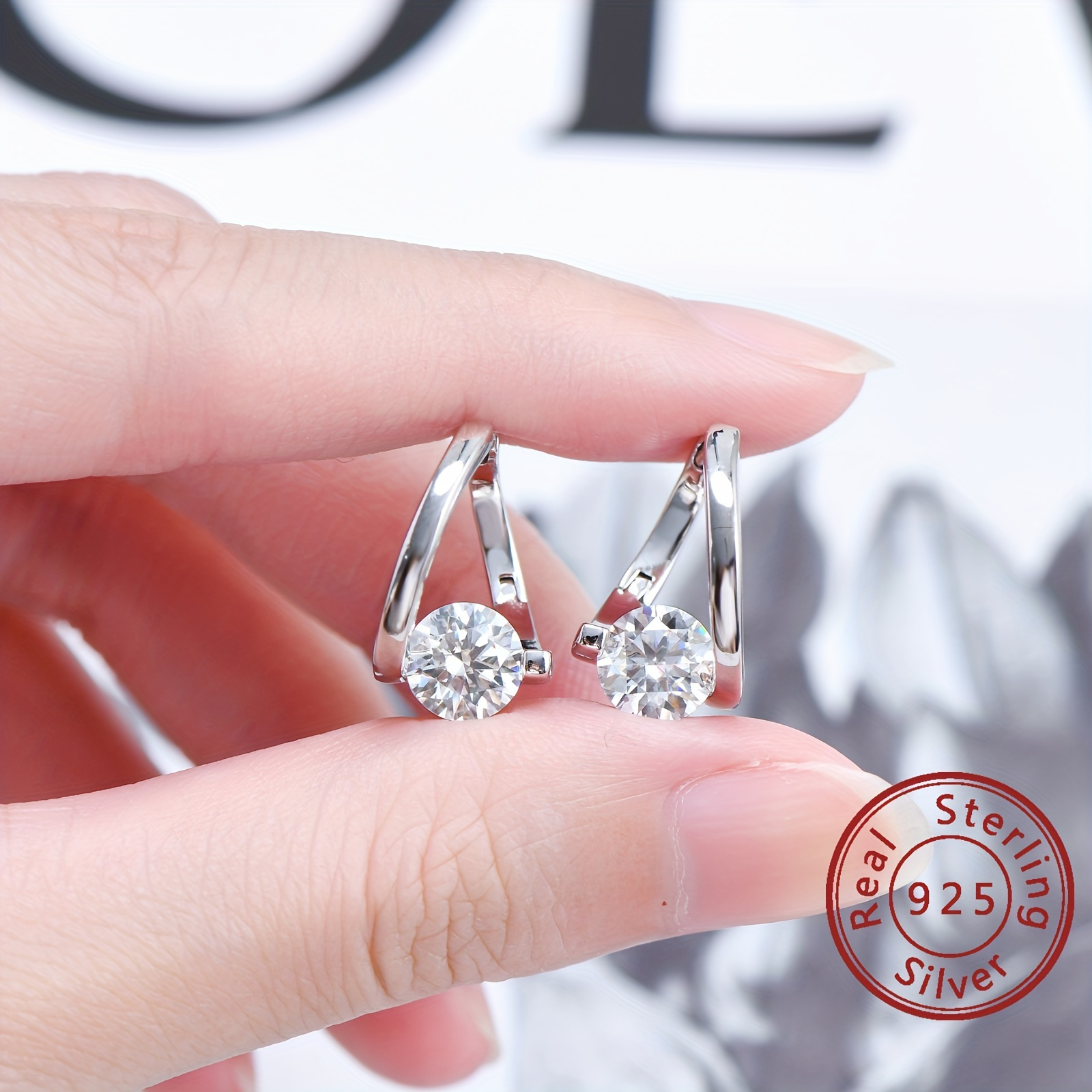 TEMU 1 Pair Moissanite S925 Sterling Silver Hoop Earrings For Women Round Cut Twisted Hoop Earrings Birthday Jewelry Gifts For Ladies