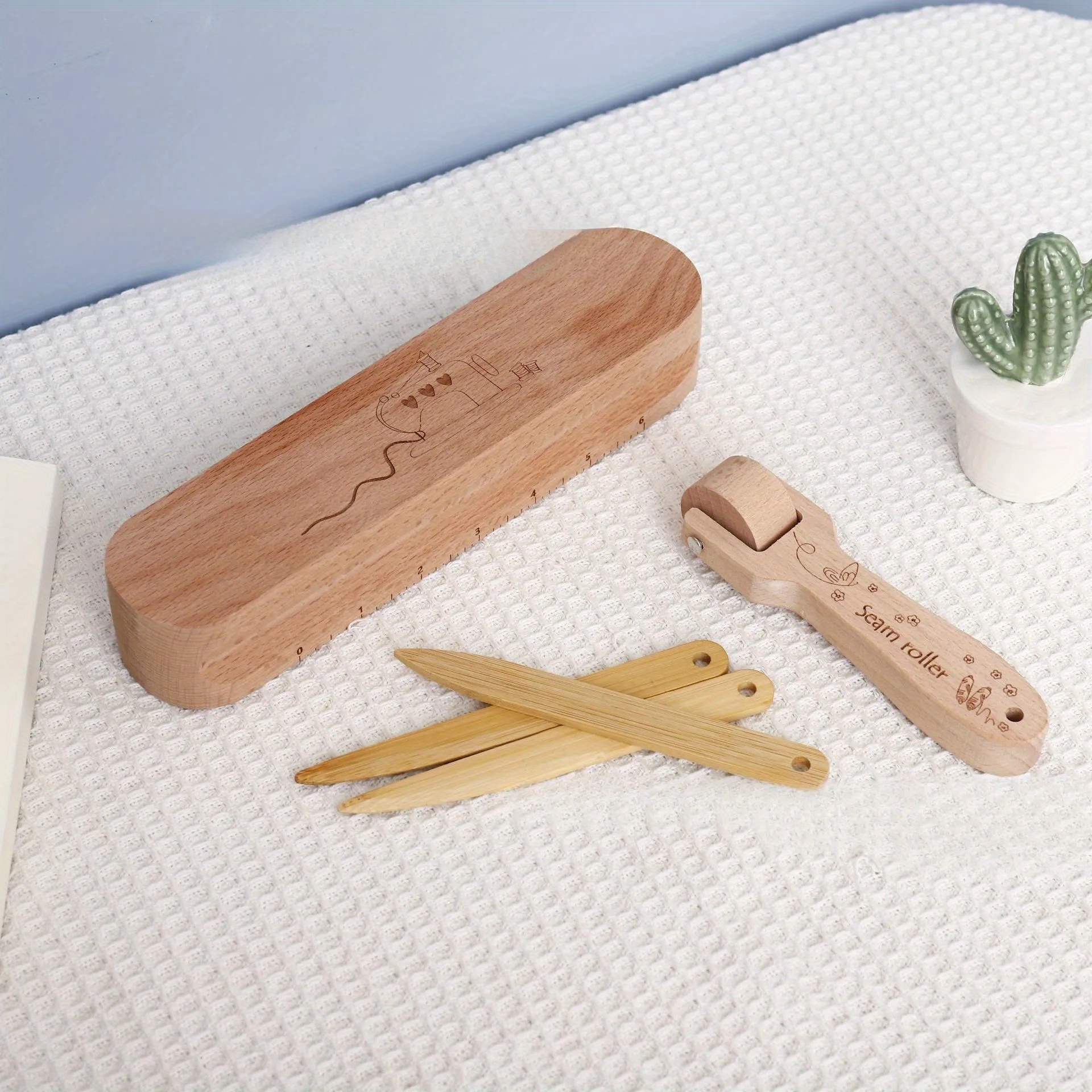 

Solid Wood Quilting Pressing Set - Handheld Ironing Block And Seam Press Tool For Craft Sewing With Storage Box, Includes Wooden Tailor's Clapper And Point Turner - 1 Set