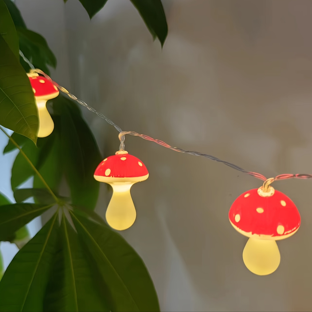 

Red Mushroom Led String Lights, Halloween & Day Of The Dead Decorations, Battery-powered Hangable Plastic Light Strand With Non-rechargeable Aa Battery Operation, No Remote - Single Color Illumination