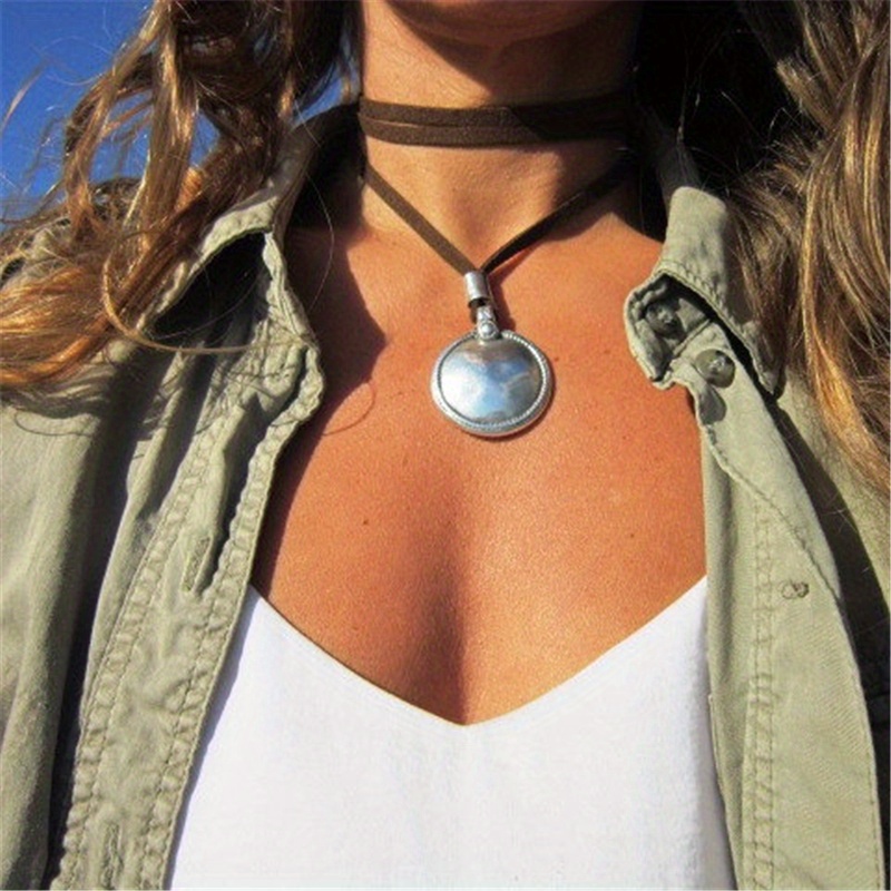 

Unique Round Pendant Zinc Chic Necklace - Vintage-inspired Pu Leather Collar Design, Creative Jewelry For Ladies, Wear, Gift- , All Season Fashion Accessory