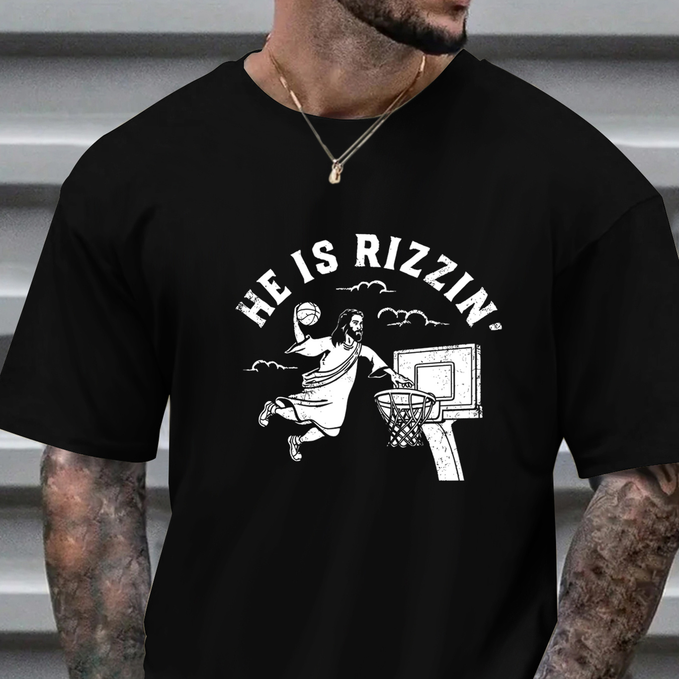 

He Is Rizzin' Print Men's Crew Neck T-shirt, Short Sleeve Comfy Versatile Tee Tops, Summer Casual Clothing