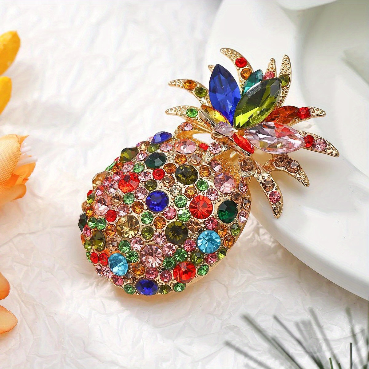 new colorful   pineapple brooch high end fashion   crystal pineapple fruit corsage pin accessory corsage details 7