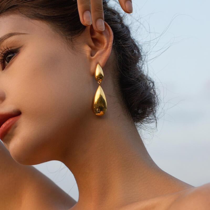 

2pcs Classic Exquisite Geometric Simple Fashion Stainless Steel Golden Earrings Women Gift Prom