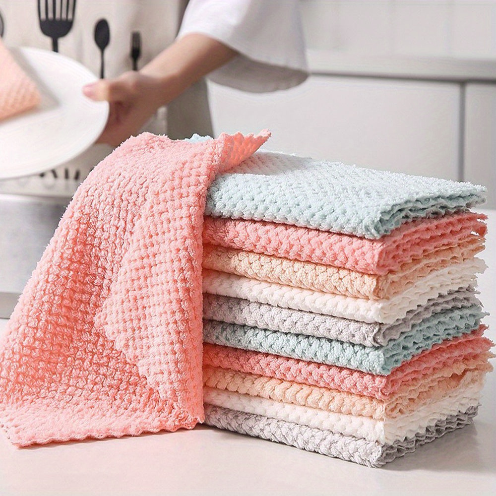 set of 10 sturdy towels for cleaning,   absorbent kitchen cloths, machine washable: reliable towels for washing dishes, removing grease, and   household cleaning. details 3