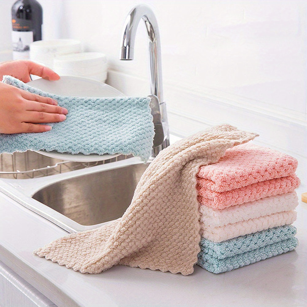 set of 10 sturdy towels for cleaning,   absorbent kitchen cloths, machine washable: reliable towels for washing dishes, removing grease, and   household cleaning. details 11