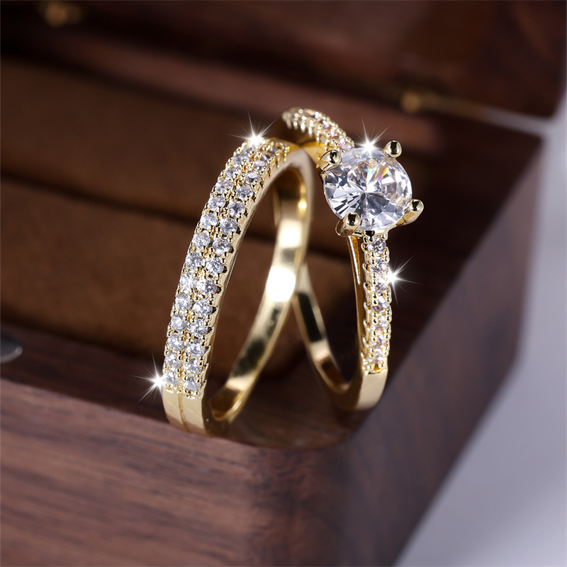 Image of Luxury Ring Set With Round Cut - Perfect For Wedding Or Anniversary - Cz, 4 Claw Design - Wedding Gift Set