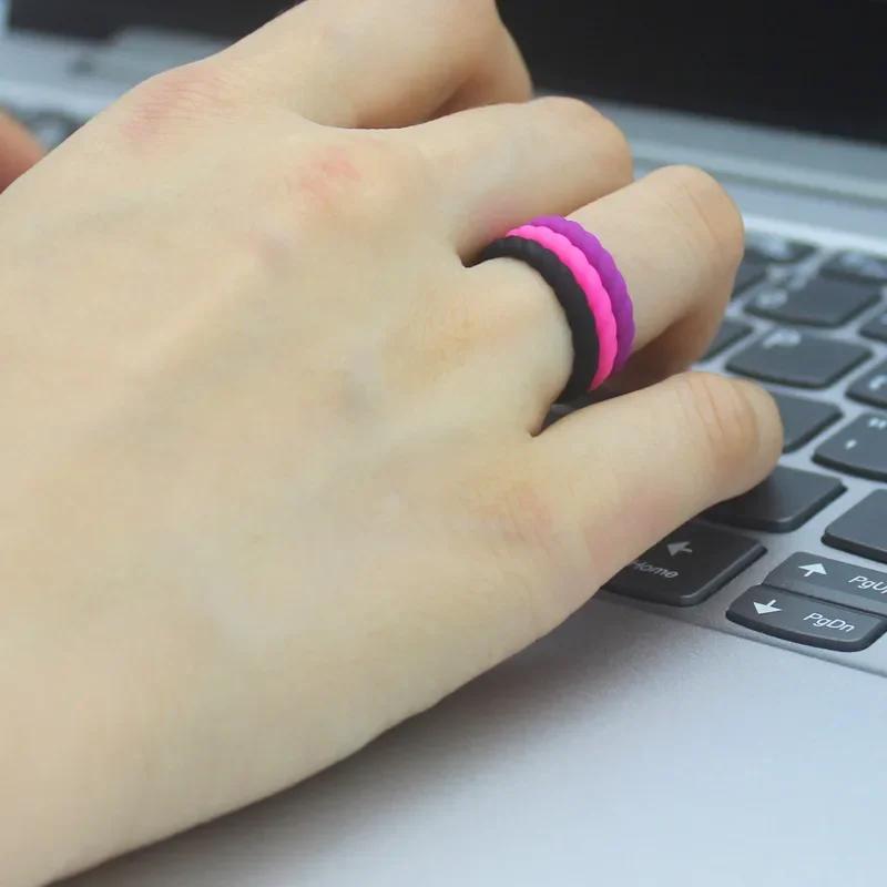 Soft & Stackable Silicone Twist Ring for Women - Ideal for Weddings & Holidays