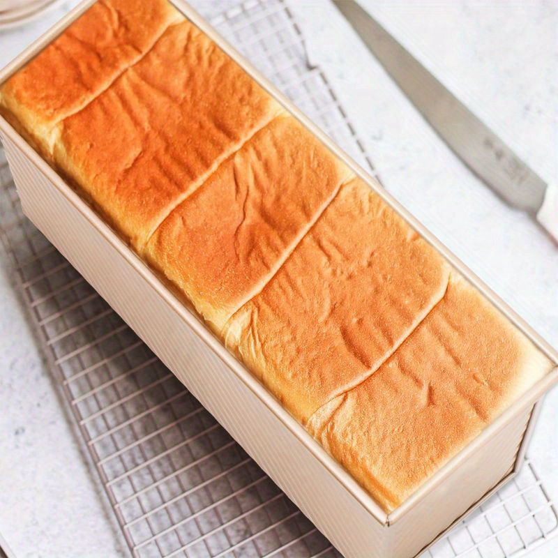 

Loaf Pan With Lid, 2. 2lb Non-stick Bread Pan, 13inch X 5inch Sourdough Bread Pans For Homemade, Bread Loaf Pan With Dough Scraper Cutter For Homemade Bread