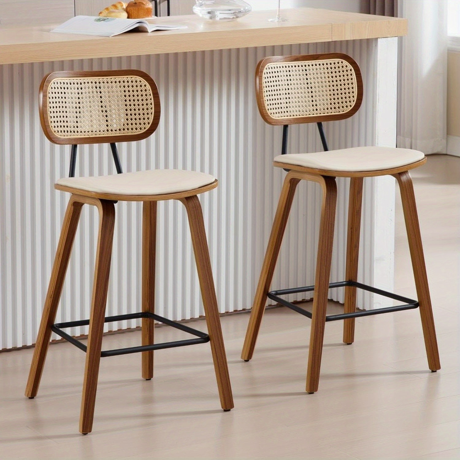 

2 Pcs 26 Inches Modern Bar Stools With Rattan Back, Pu Upholstered Kitchen Island Chair With Solid Wood Legs For Home Bar Coffee Shop