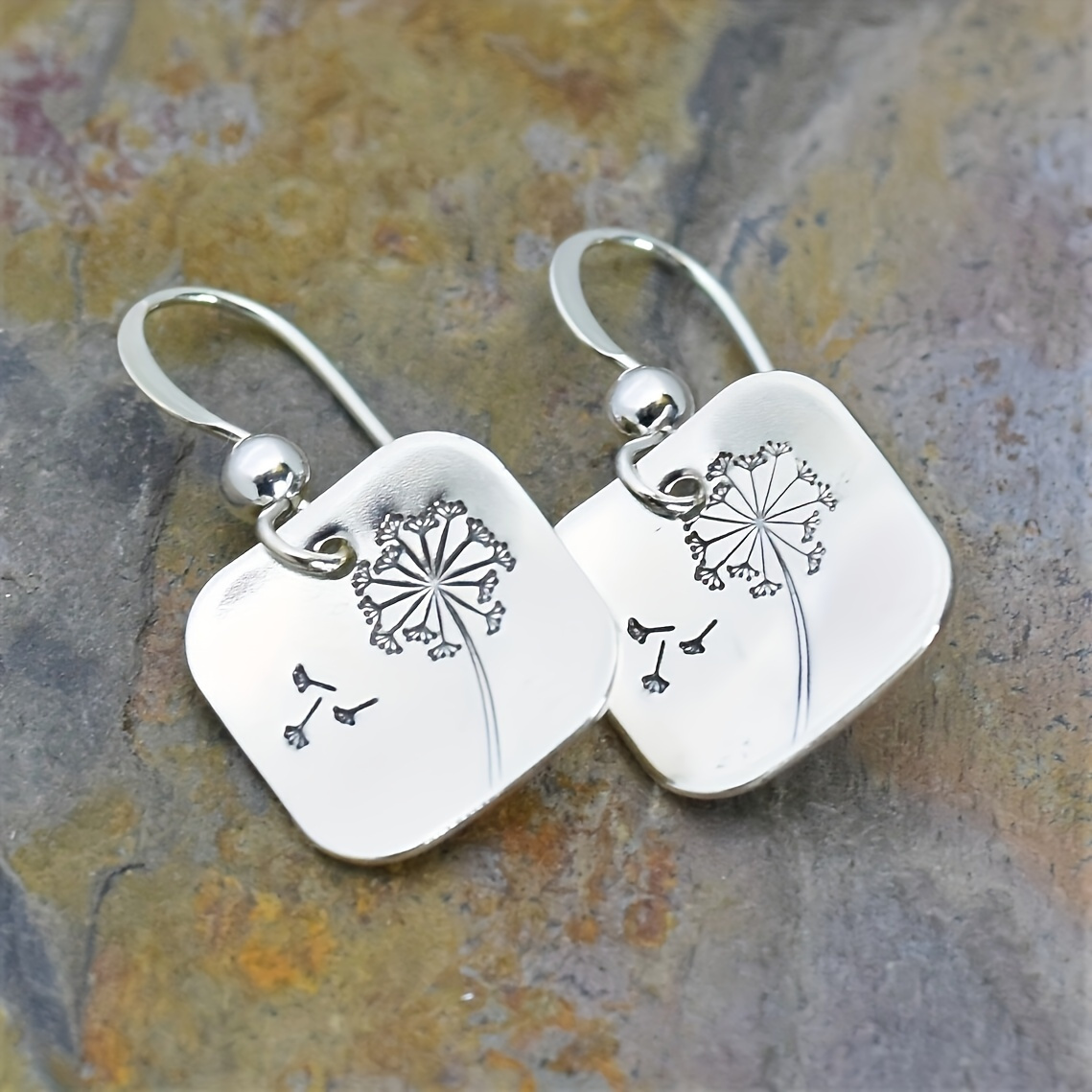 TEMU 1 Pair Women Fashion Pendant Earrings Retro Bohemian Style Carved Dandelions Versatile Daily Wear Accessories Birthday Gift