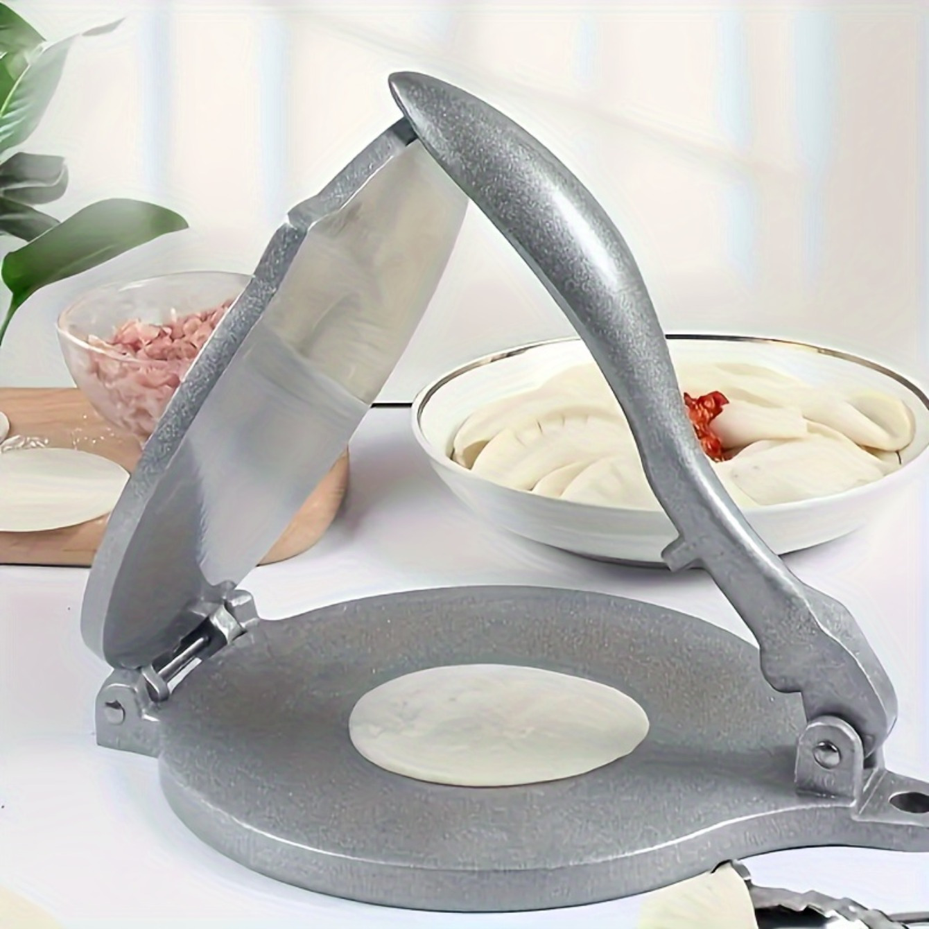 imagen del artículo presionador   de   para dumplings - máquina   para hacer   de  ,   y fritas