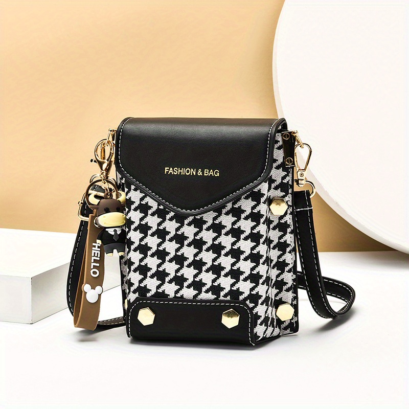 

Chic Crossbody Bag For Women - & Stylish, Daily Use, Small Crossbody Bag