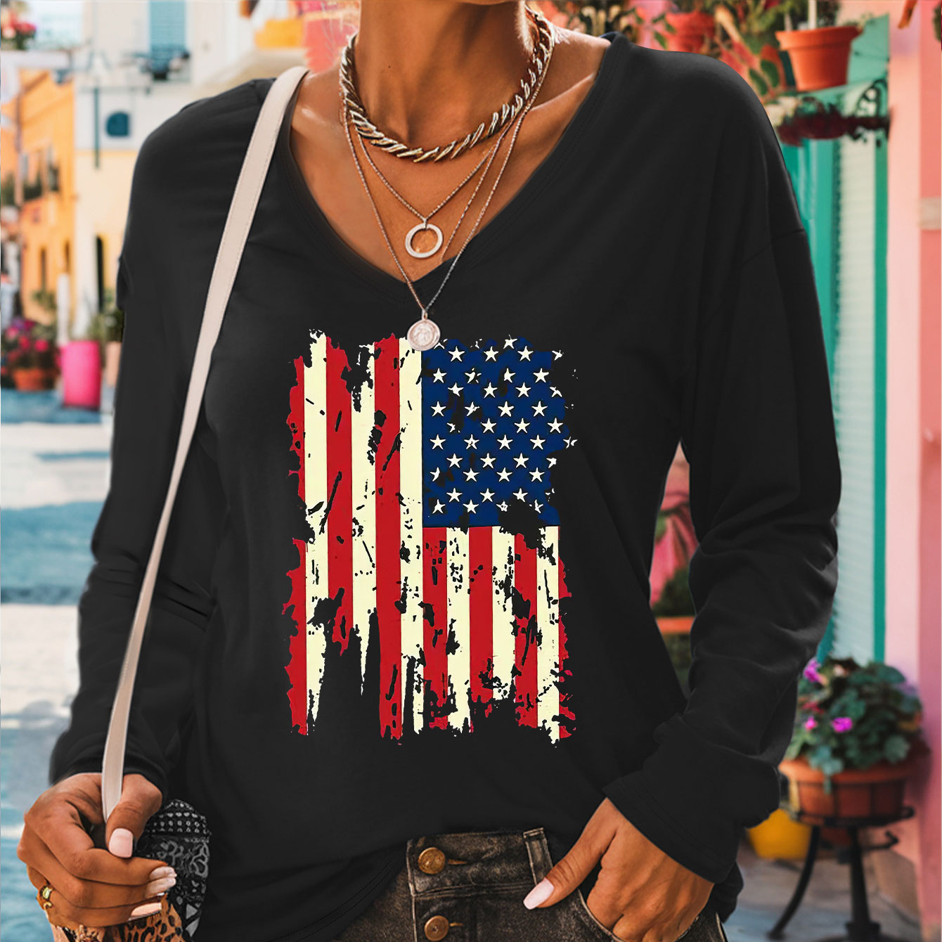 

Women's Casual V-neck T-shirt With American Flag Print - Long Sleeve, Stretchy Polyester , Machine Washable -