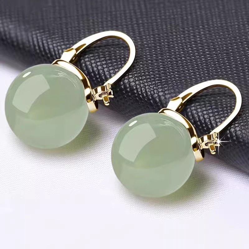 

Earrings Temperament Personality Jade Earrings Earrings Anti-allergy Buckle