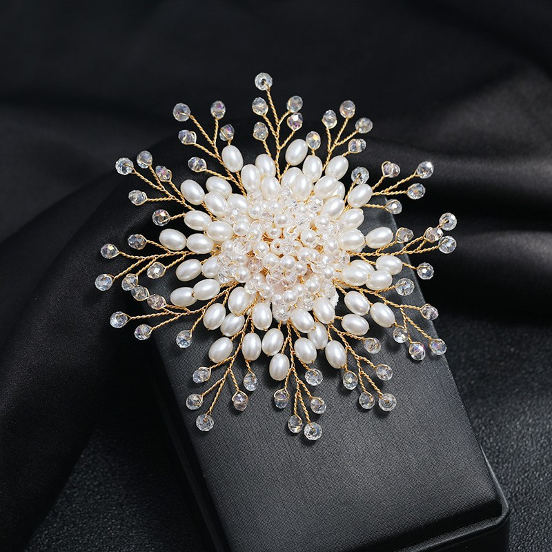 elegant resin snowflake brooch for women luxury floral brooch for brides wedding party gift   jewelry details 3