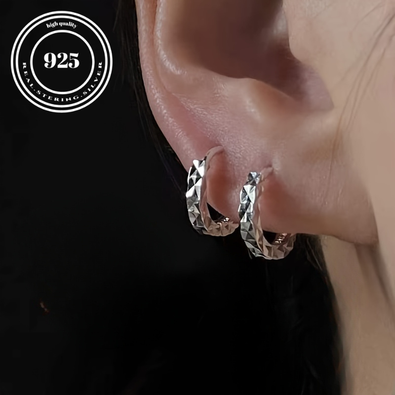 

Small And Delicate Hoop Earrings 925 Sterling Silver Hypoallergenic Jewelry In A Simple Casual Style Suitable For Everyday Use.1.3g/ 0.05oz