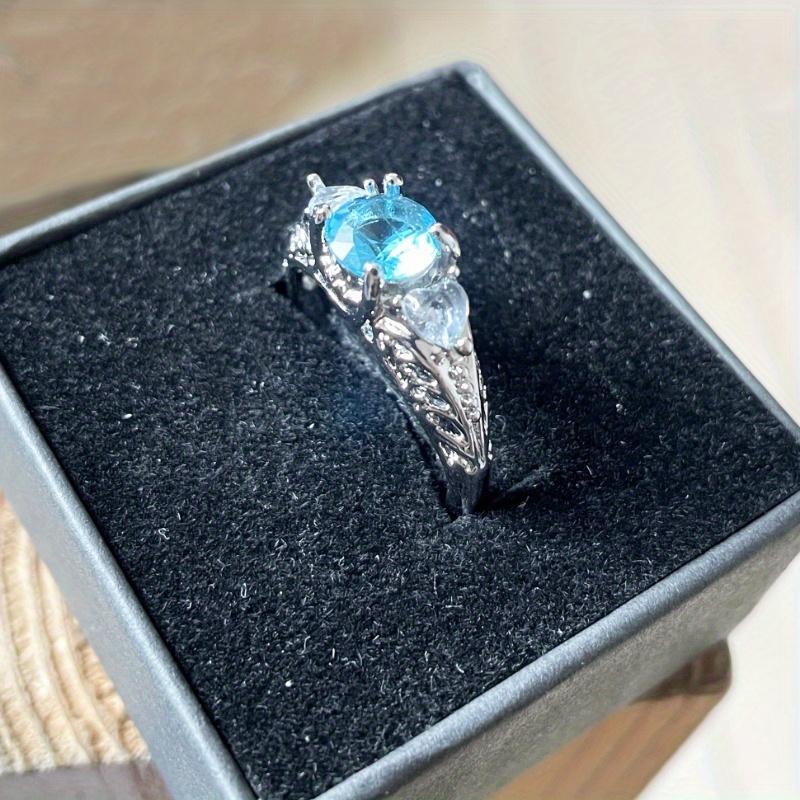 

New European And American Blue Zircon Engagement Ring Creative Couple Ring