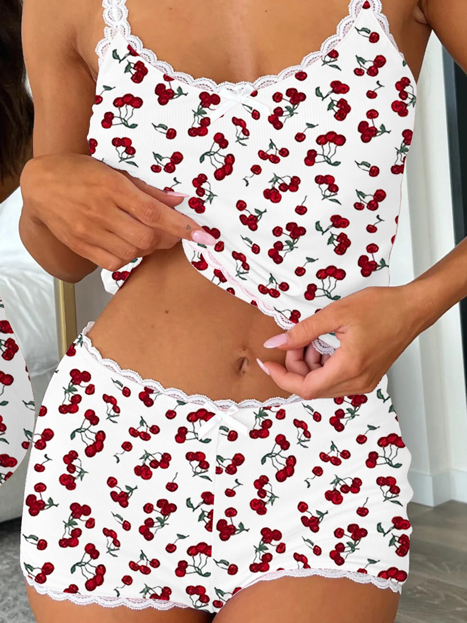 新品未使用Herlipto cherry pattern PJ set M Her lip to ハーリップトゥ Cherry Pattern PJ Set Her lip to