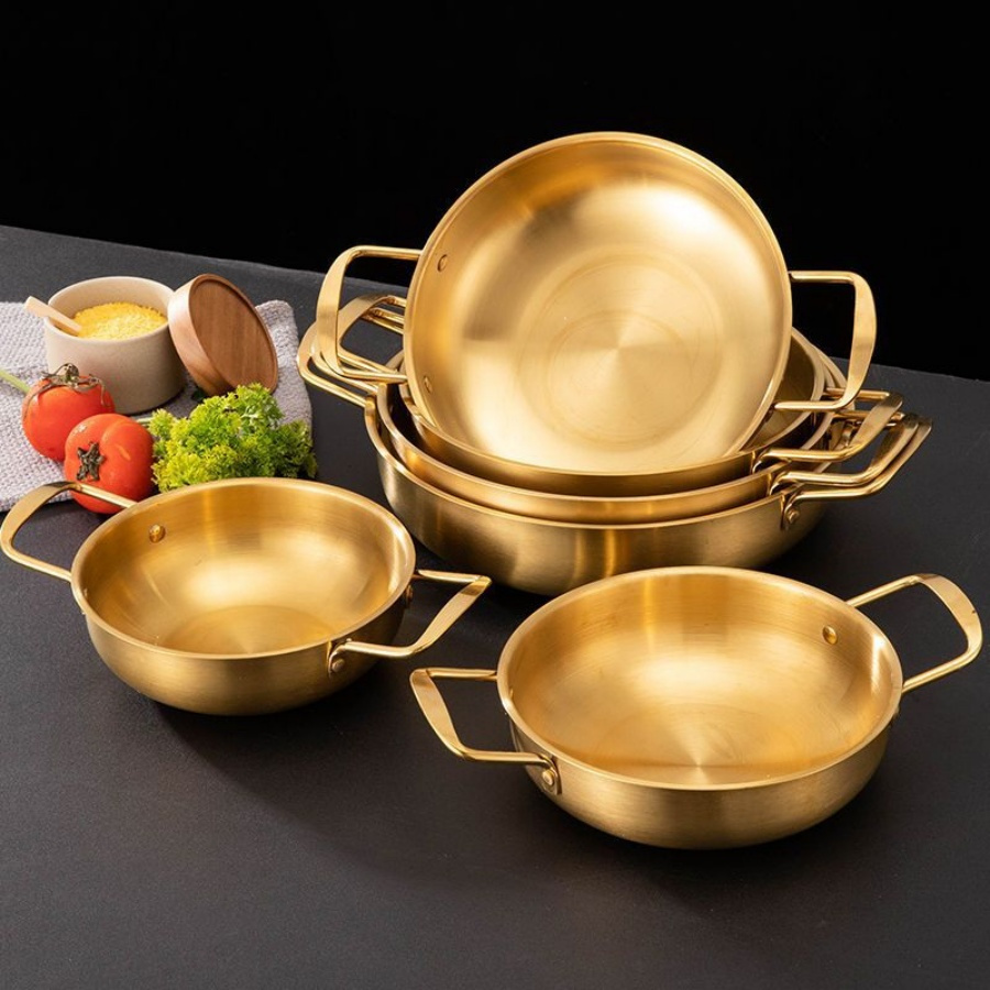 

Baijl Stainless Steel Cookware Set - Uncharged, Versatile Korean-style Noodle Pots, Pot For Induction Cooktops, Convenient Ramen Cooking, Shiny Golden Finish - 1pc