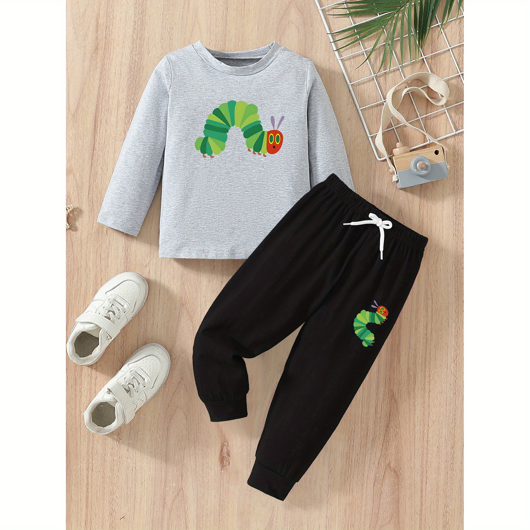 

Cartoon Worm Design Print, Boy's Casual 2pcs Set, Round Neck Long Sleeve T-shirt & Comfy Versatile Sweatpants With Drawstring, Ideal For Daily And Outdoor Wear, Autumn And Winter Outfits