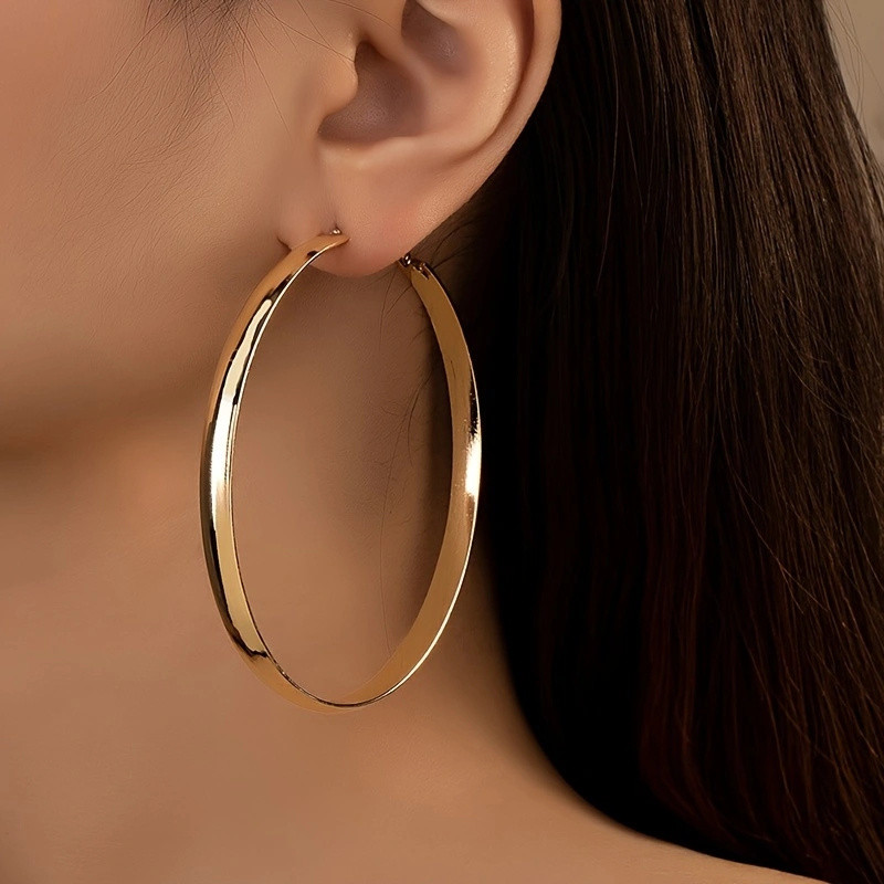 

Personalised Exaggerated Large Circle Fashion Women's Earrings Hoop Earrings, Women's Large Flat Hoop Earrings, Lightweight And Anti-allergy, 50mm Women' Earrings