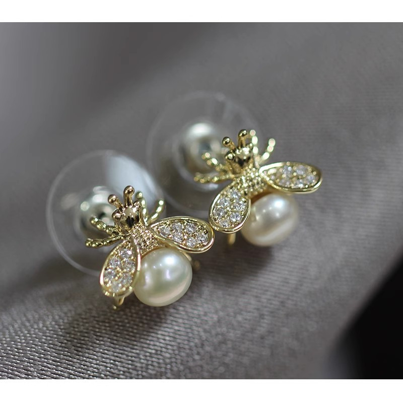 

French Retro Women' Ear Studs Summer Cute Smart Imitation Pearl Insect Earrings Fairy Earrings