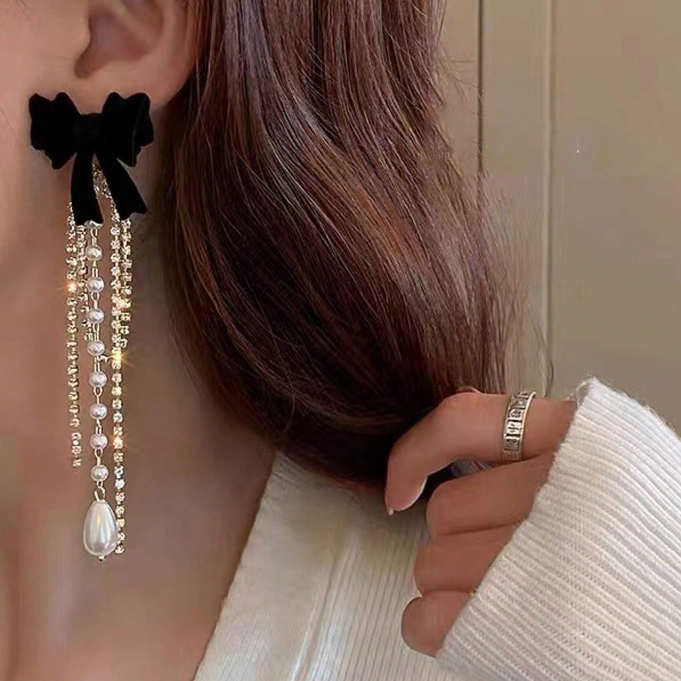 

1 Pair Of Artificial Pearl Pendant Earrings With , Luxurious Rhinestone Chain Tassel Earrings, Stylish And Elegant Long Earrings, Suitable For Women's Wear, Parties, Gifts And