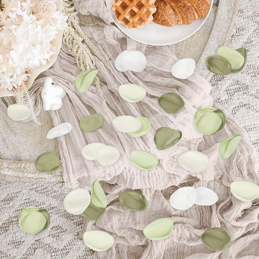 250/550pcs Green Flower Petals for Wedding & Party Decor