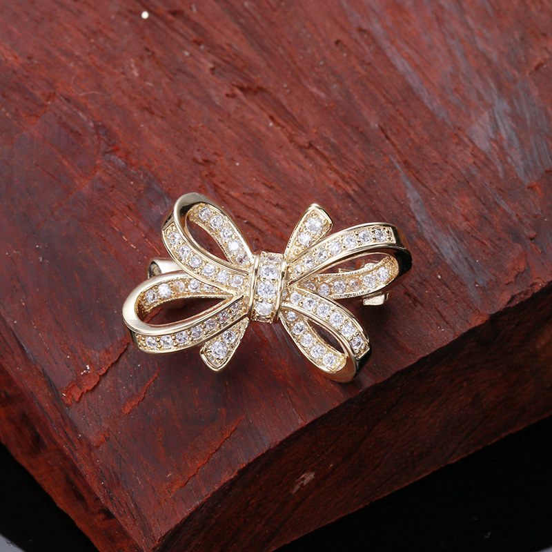 elegant mini bow brooch with sparkling rhinestones vintage     womens v neck shirts and sweaters details 8