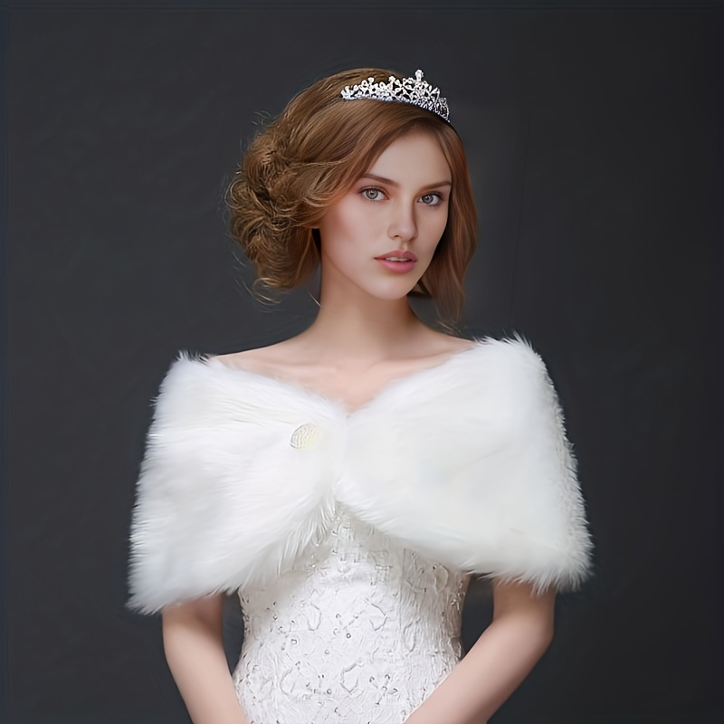 

Elegant White Fur Shawl - Soft, Warm Plush Cape For Bridal & Wedding Dresses - Chic Style Accessory For Women