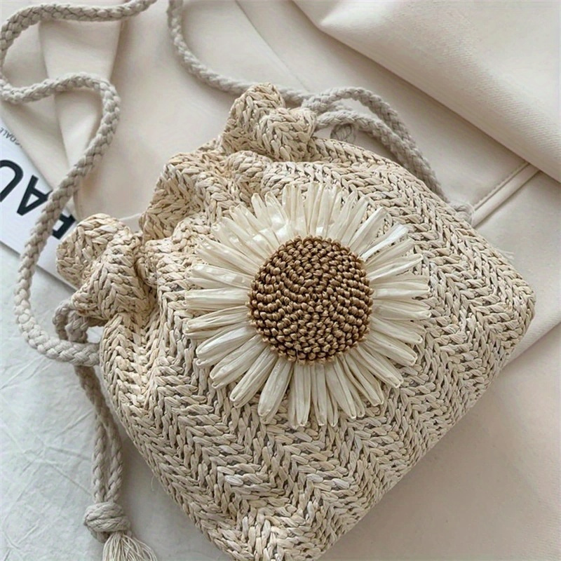 Sac à bandoulière en paille crocheté à avec doublure en tissu, tissage de  couleur avec motif de sac à bandoulière de plage ave