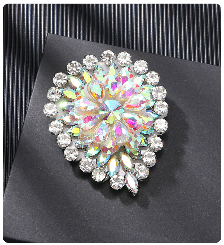 luxury women men   exaggerated   brooches badges   elegant gorgeous   banqut party pin jewelry details 1