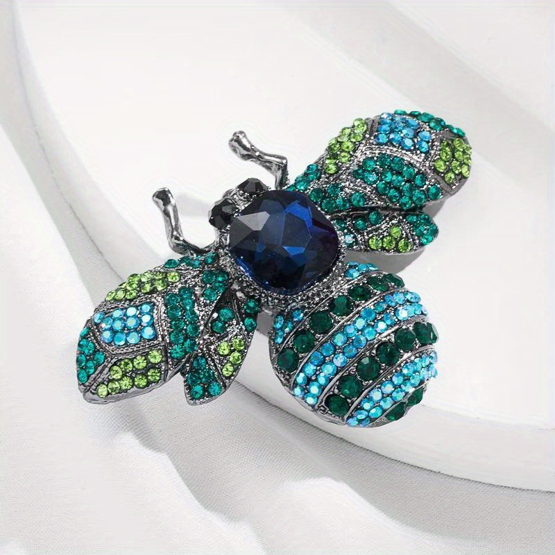 vintage luxurious animal   bee brooch   ladies   accessories and festive occasions details 1