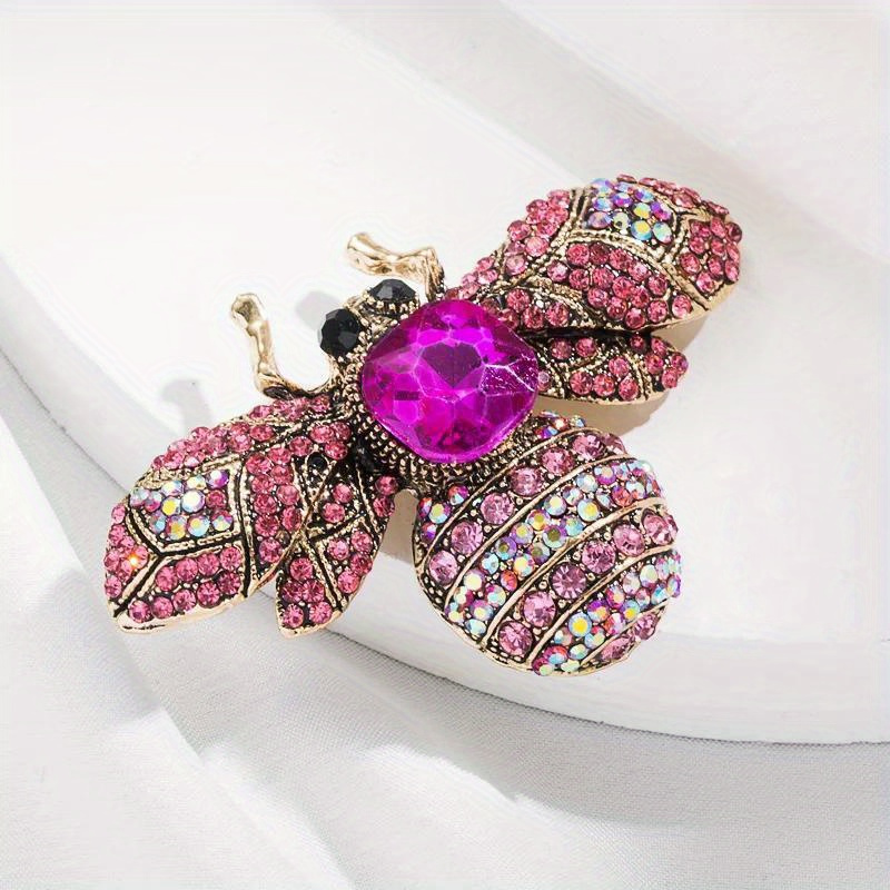 vintage luxurious animal   bee brooch   ladies   accessories and festive occasions details 2