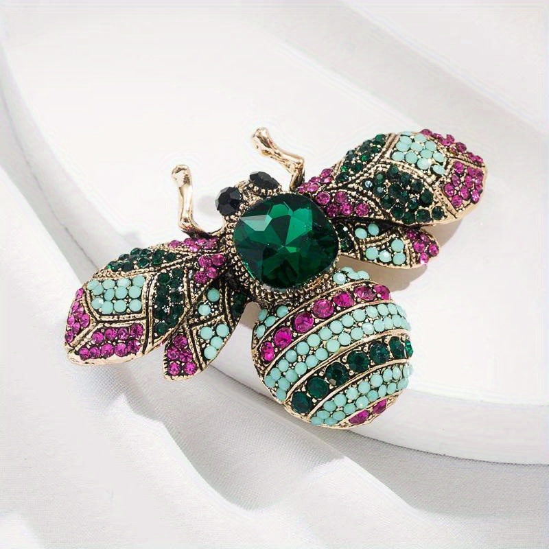 vintage luxurious animal   bee brooch   ladies   accessories and festive occasions details 3