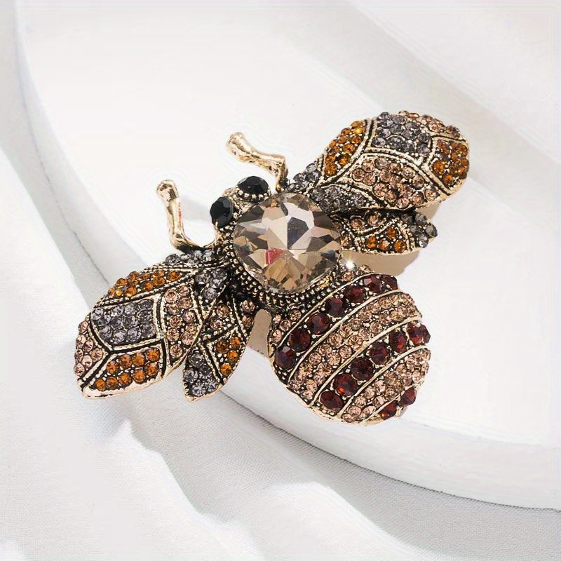 vintage luxurious animal   bee brooch   ladies   accessories and festive occasions details 4