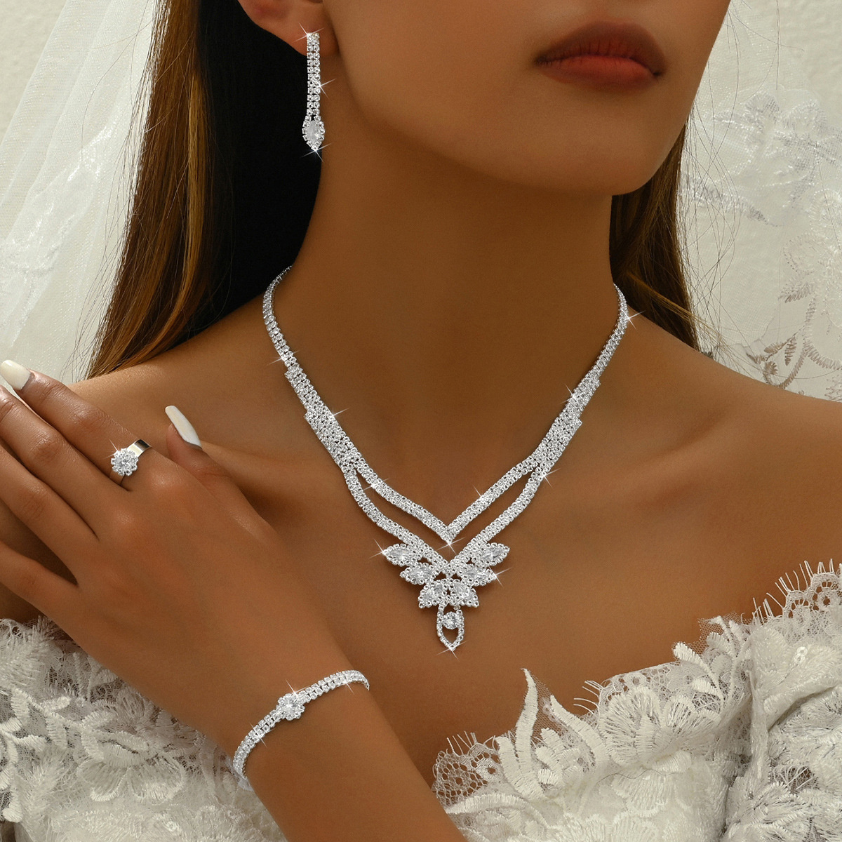 

4pcs Bridal Necklace Earrings Set Party Wedding Dress With Accessories Festival Wear Popular Accessories Women