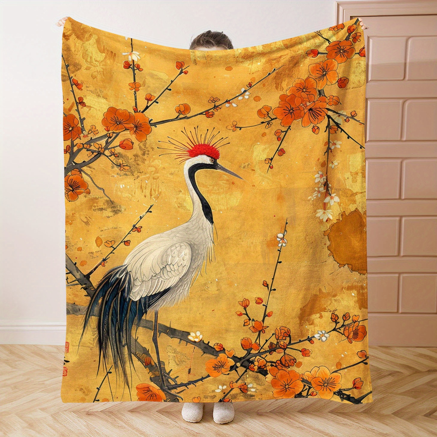 

Animal Element Red-crowned Crane Print Flannel Blanket: Soft And Comfortable Throw For Bed, Sofa, Office, Gift, Camping, And Travel - Suitable For All Seasons