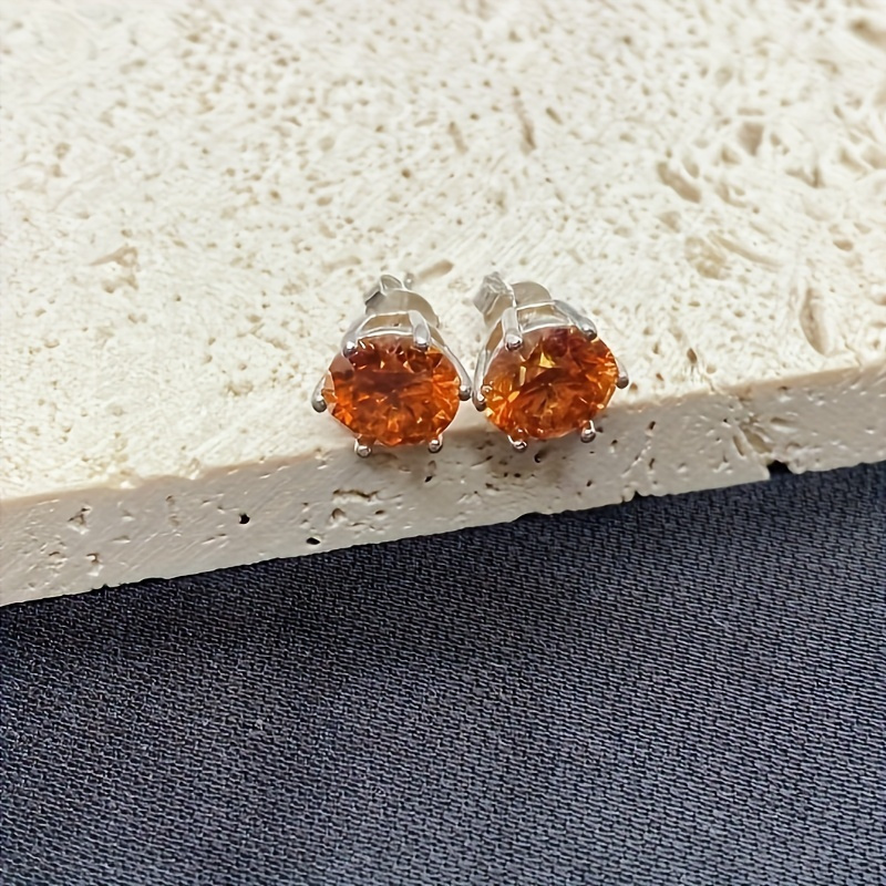 1/2/3 Carat Copper Six-Claw Orange Round Moissanite Stud Earrings
