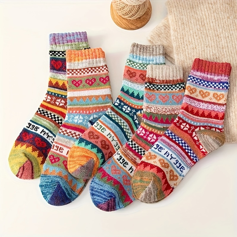 

5 Pairs Of Cozy Geometric Heart Print Fuzzy Socks - Soft, Warm, And Comfy Mid-tube Socks For Women - Hand Wash Or , Polyester Knit Fabric, Casual Wear