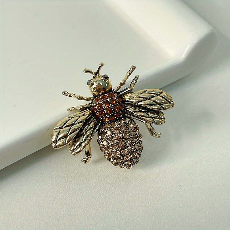 Classic Men Women Bee Full Luxury Brooches Pins Vintage Unisex Suit Clothing Badges Accessories